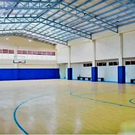 The Lancris Residences, 2 Bedrooms, 1 Bathroom, Living-Room, Kitchen & Pool Is Free Paranaque City Exteriör bild