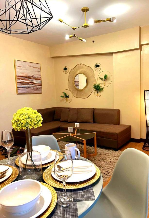 The Lancris Residences, 2 Bedrooms, 1 Bathroom, Living-Room, Kitchen & Pool Is Free Paranaque City Exteriör bild