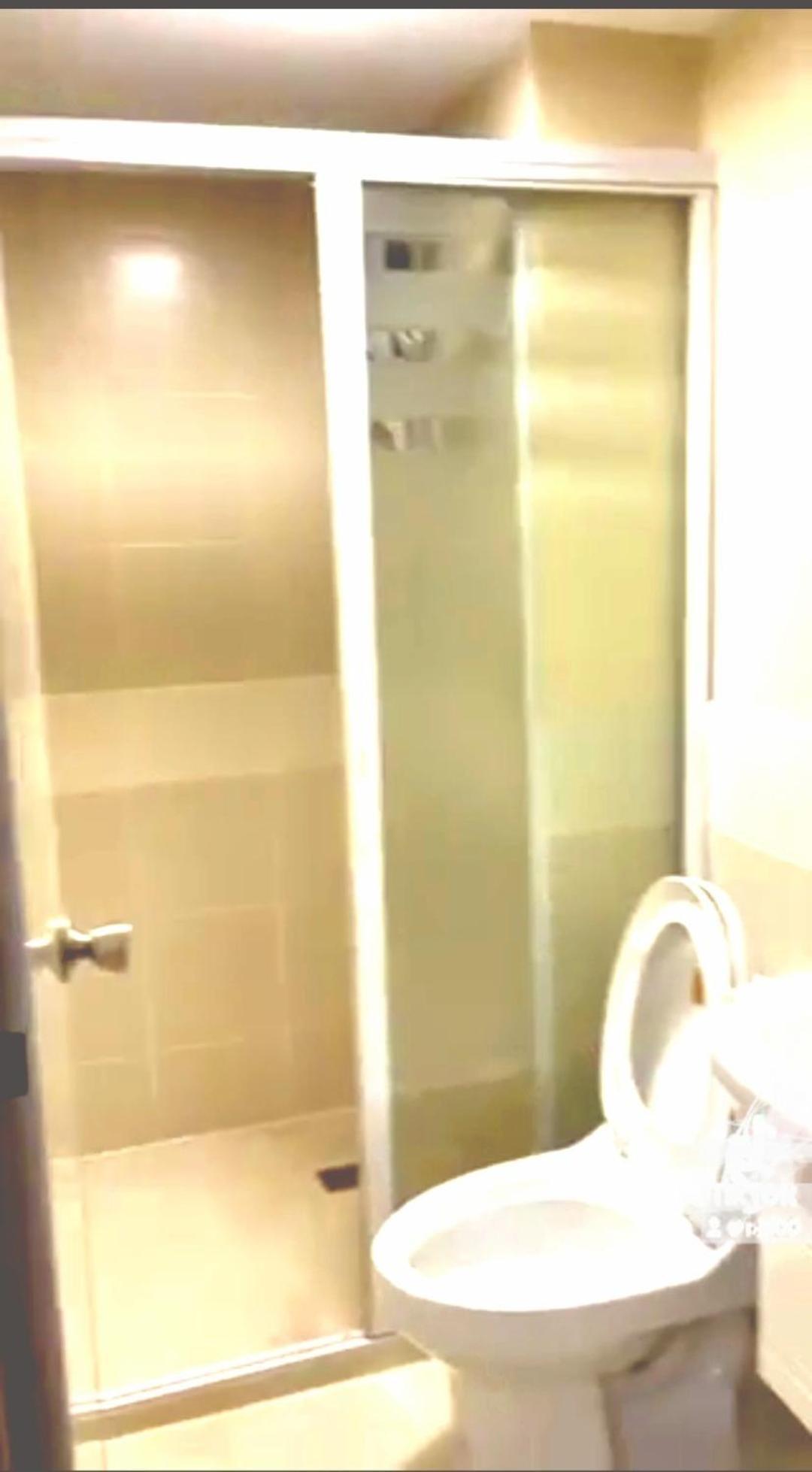 The Lancris Residences, 2 Bedrooms, 1 Bathroom, Living-Room, Kitchen & Pool Is Free Paranaque City Exteriör bild